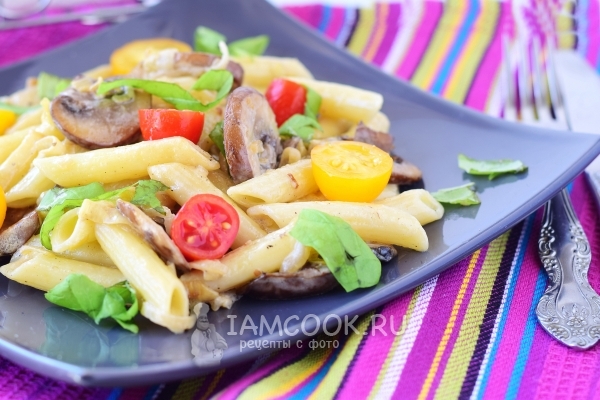 Фото макарон с грибами в сливочном соусе