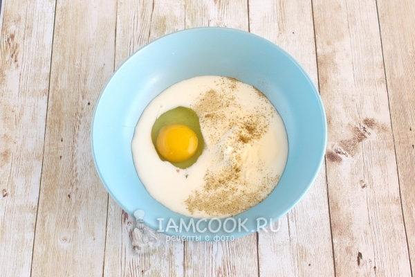 Соединить ингредиенты для кляра