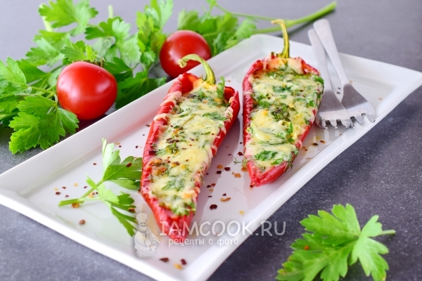 Фото перца, фаршированного сыром, в духовке