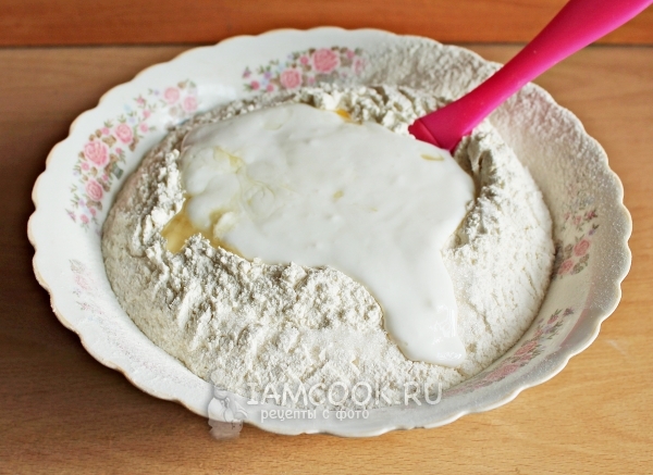 Влить кефир