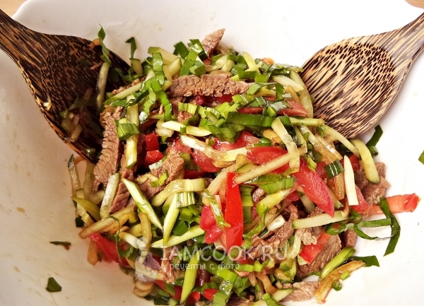 Размешать салат