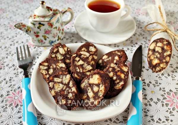 Фото сладкой колбаски из печенья как в детстве