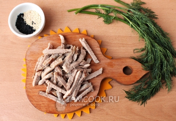 Порезать мясо