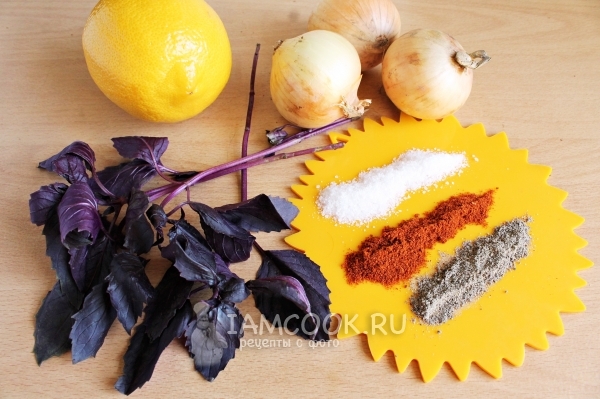 Ингредиенты для быстрого маринада для шашлыка из свинины