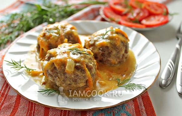 Фото тефтелей с гречкой в сметанном соусе