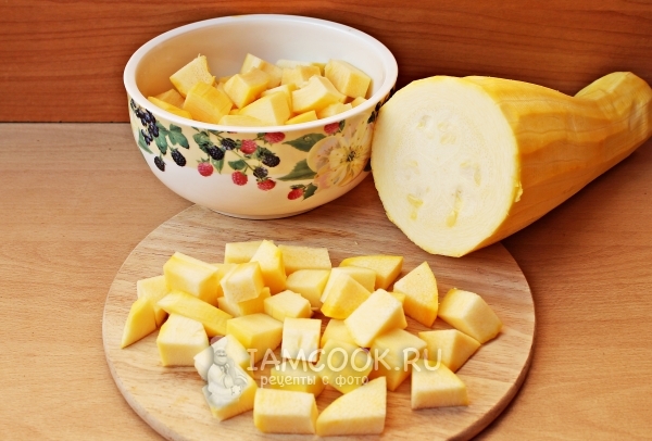 Порезать кабачок