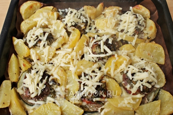 Посыпать сыром