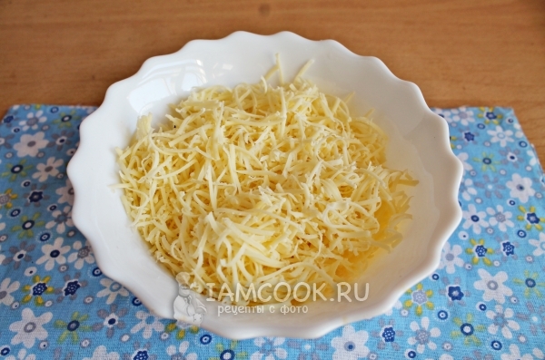 Натереть сыр