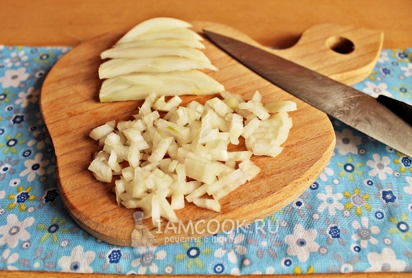 Нарезать лук