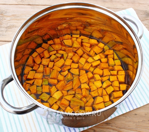 Поставить тыкву варить