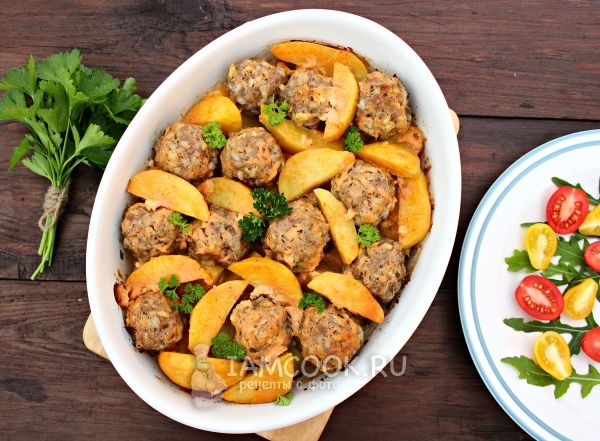 Рецепт тефтелей с картошкой в духовке