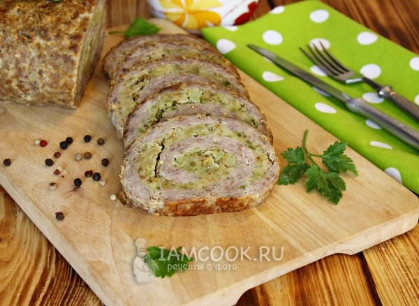Рецепт мясного рулета с начинкой из брокколи