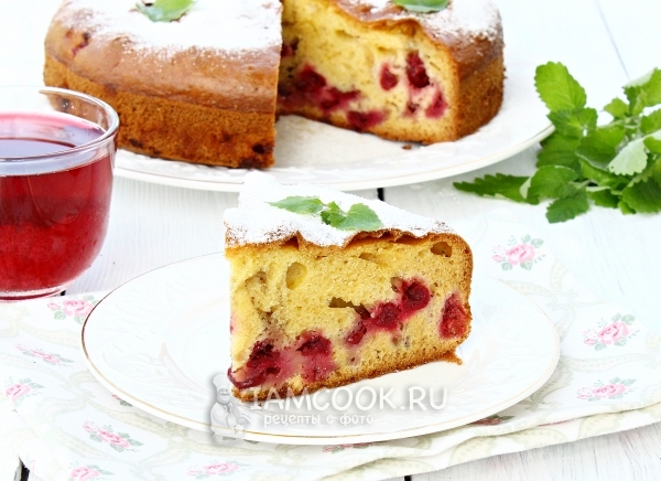 Рецепт летнего пирога с вишней