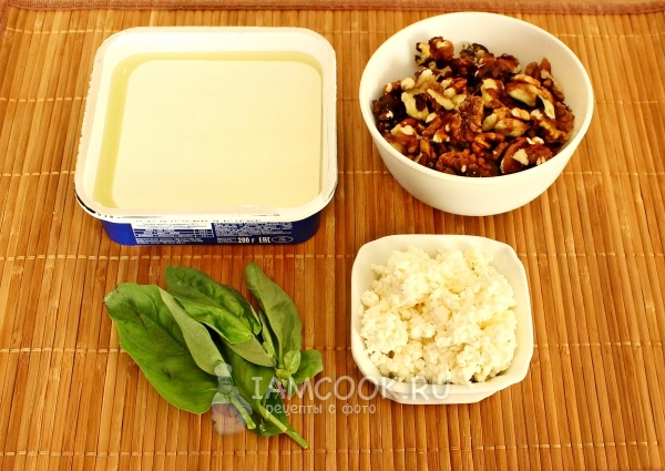 Ингредиенты для шариков из феты с грецкими орехами