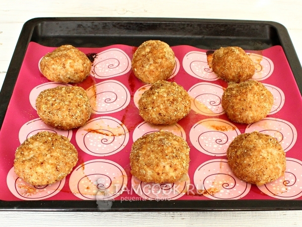 Рецепт свиных котлет в духовке