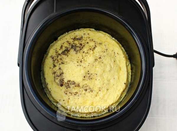 Пожарить омлет