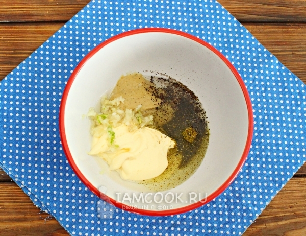 Соединить компоненты для маринада