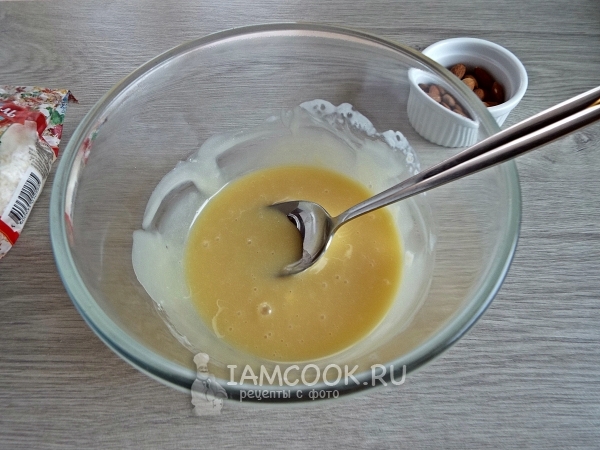 Растопить шоколад со сливками