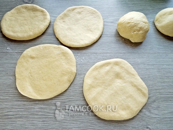 Раскатать тесто