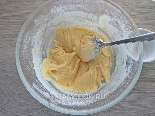 Размешать тесто