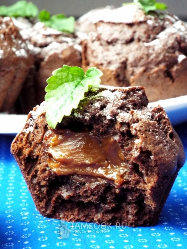 Рецепт шоколадных кексов со сгущенкой