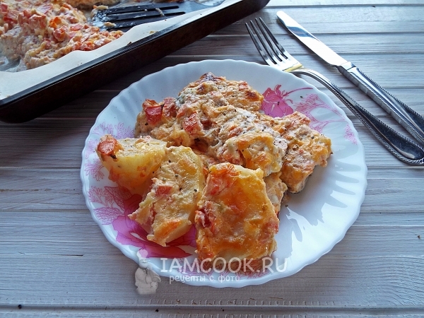 Рецепт красной рыбы с картошкой в духовке