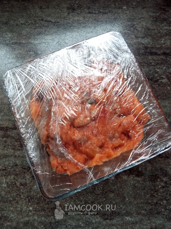 Накрыть тарелку пленкой