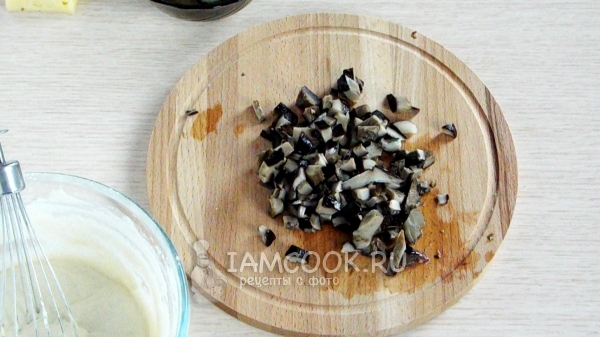 Порезать грибы