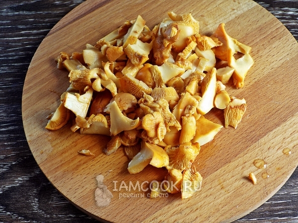 Порезать грибы