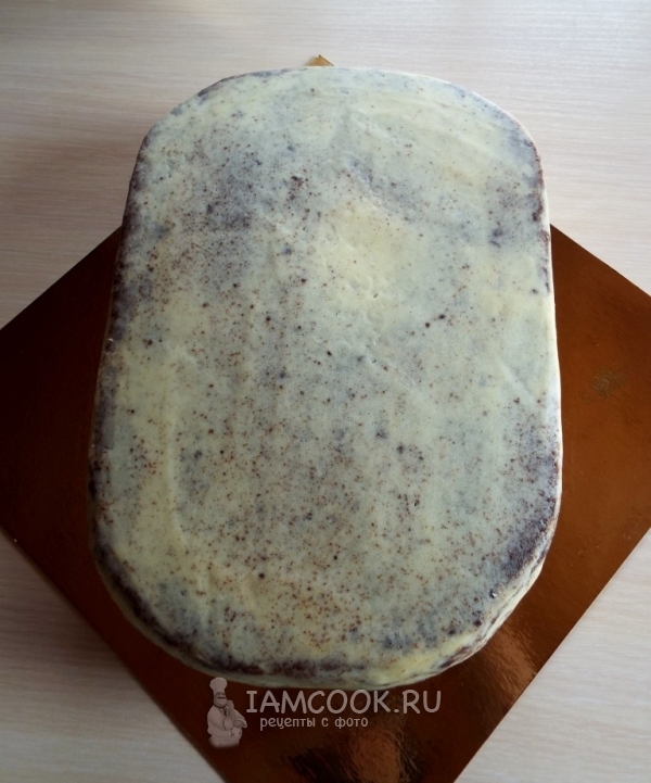 Выравнять верх и бока торта