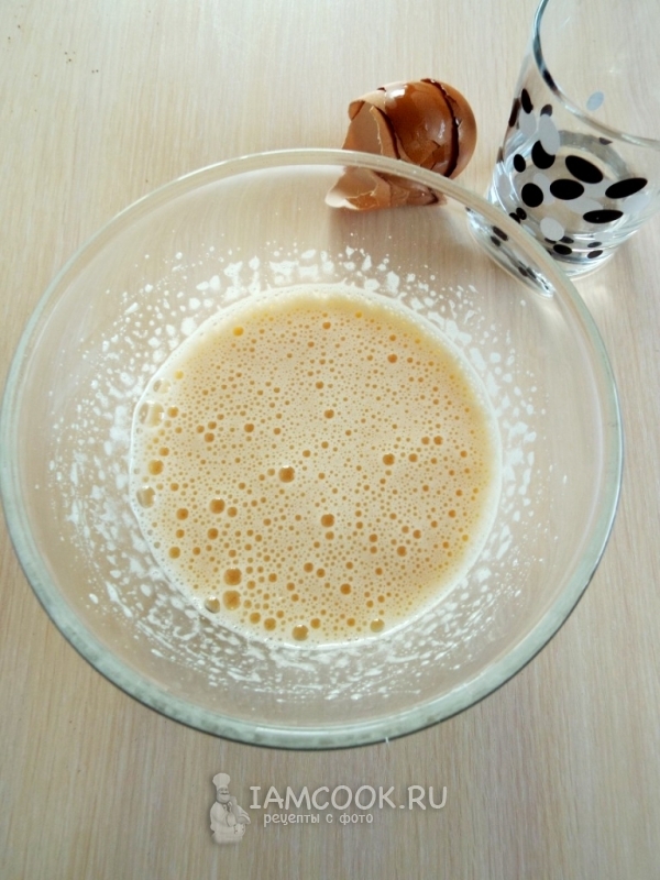 Взбитые с сахаром яйца