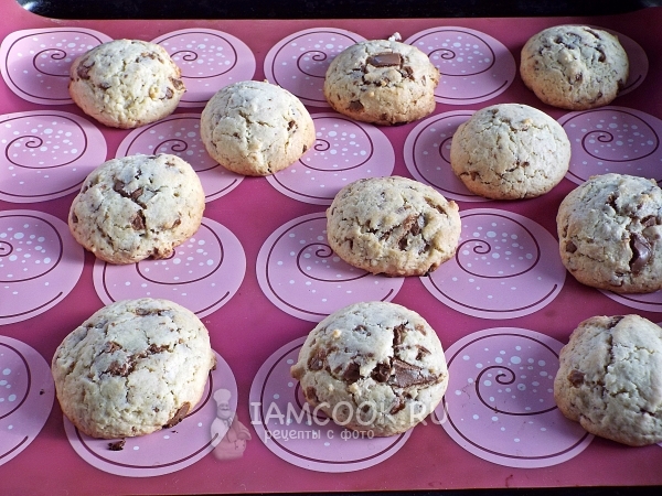 Печенье с шоколадной крошкой