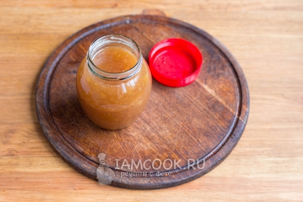 Переложить варенье в банку