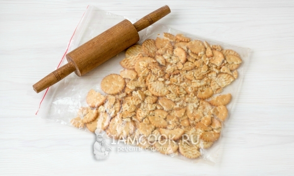 Измельчить печенье