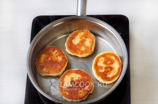 Пожарить лепешки