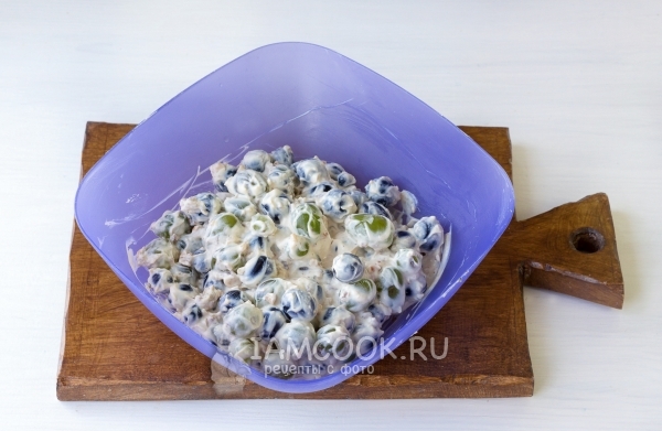 Размешать салат