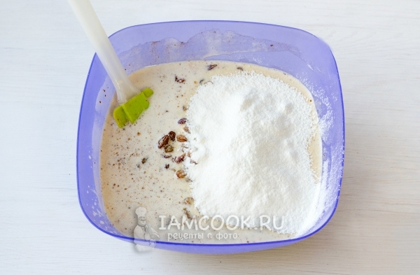 Всыпать муку