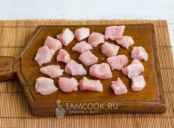 Порезать мясо