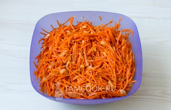 Размешать салат