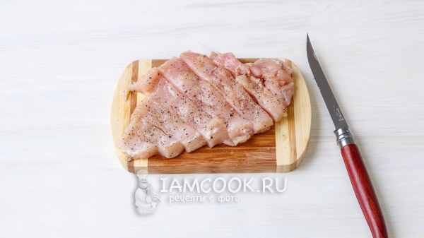 Порезать куриное филе