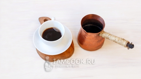 Налить кофе в чашку