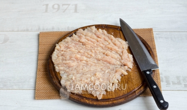 Порубить куриное филе