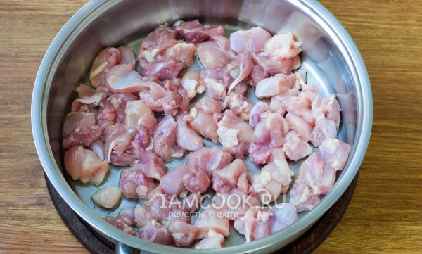 Обжарить мясо