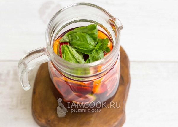 Положить мяту