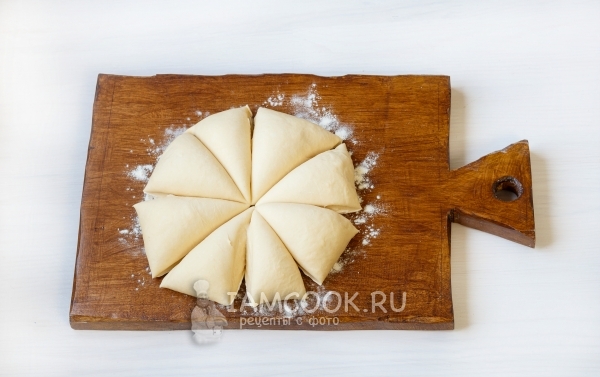 Разделить тесто на части