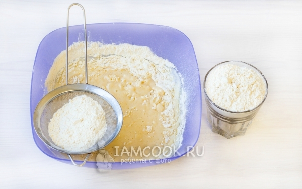 Просеять муку