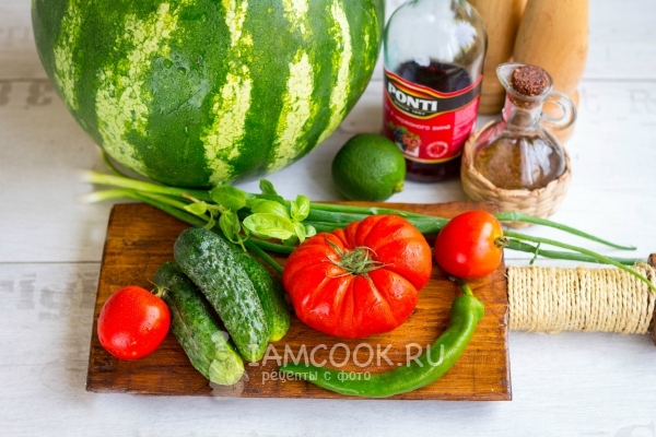 Ингредиенты для арбузного гаспачо
