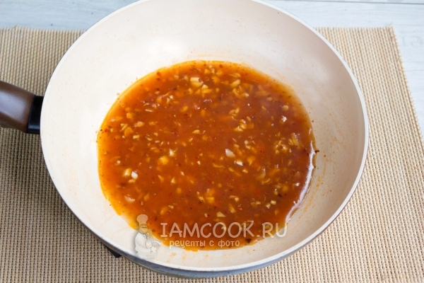 Сварить густой соус