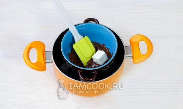 Растопить шоколад с маслом