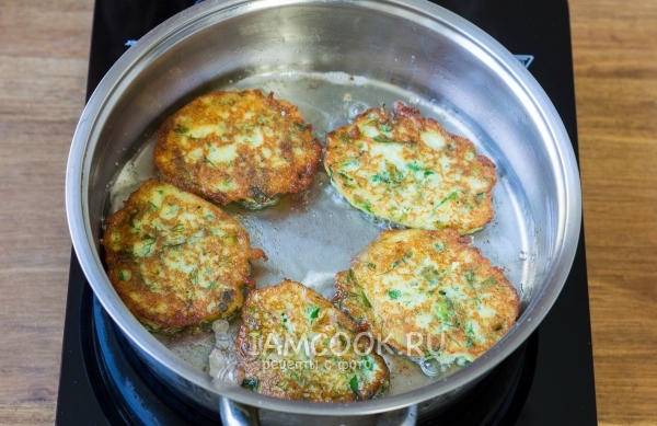 Пожарить драники